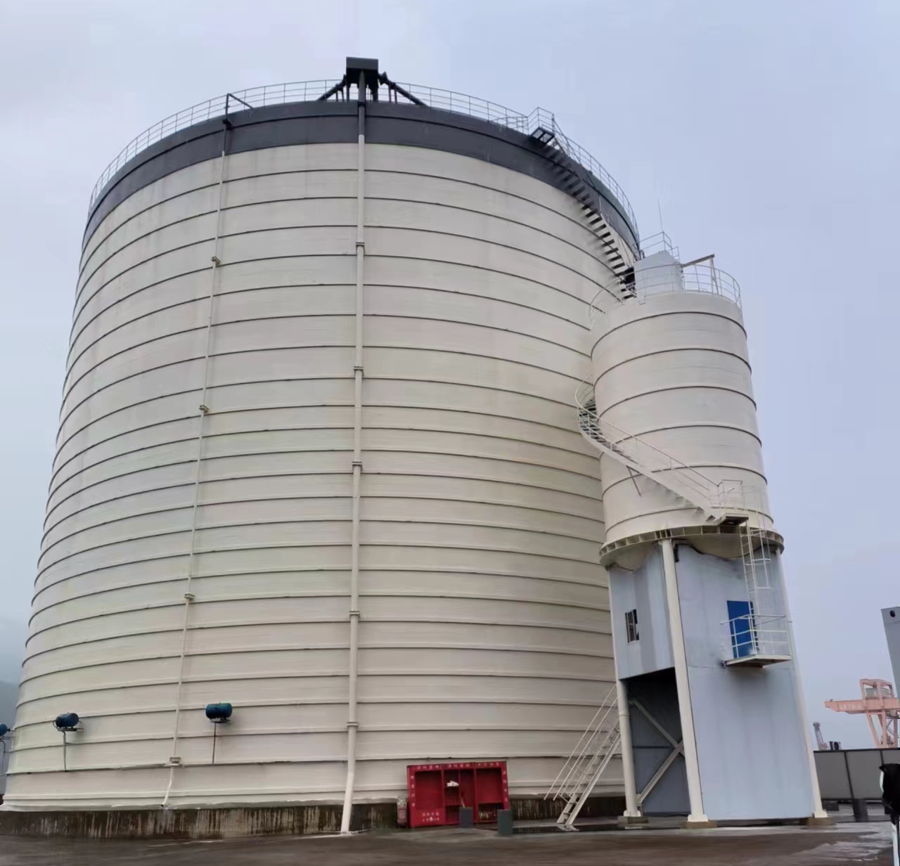 栾川10万吨水泥钢板库